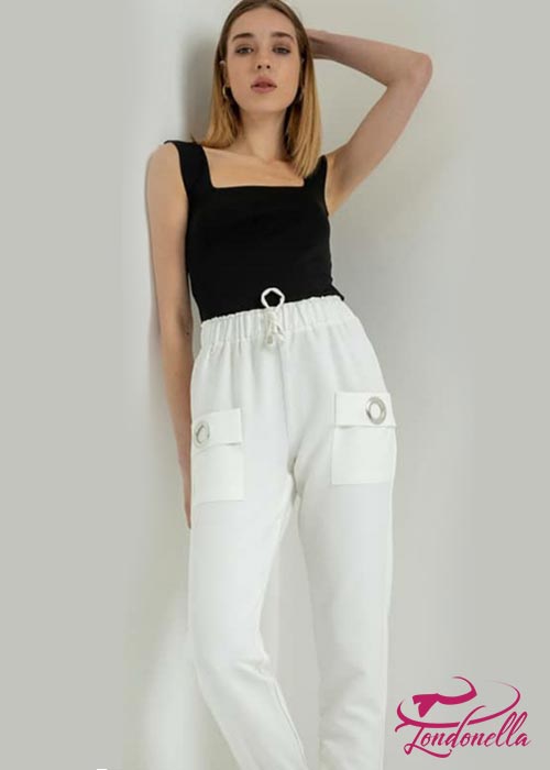 Casual Summer white pants with front pockets