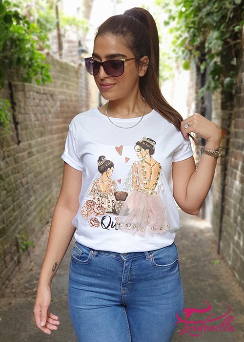 Trendy white T-shirt with trendy print